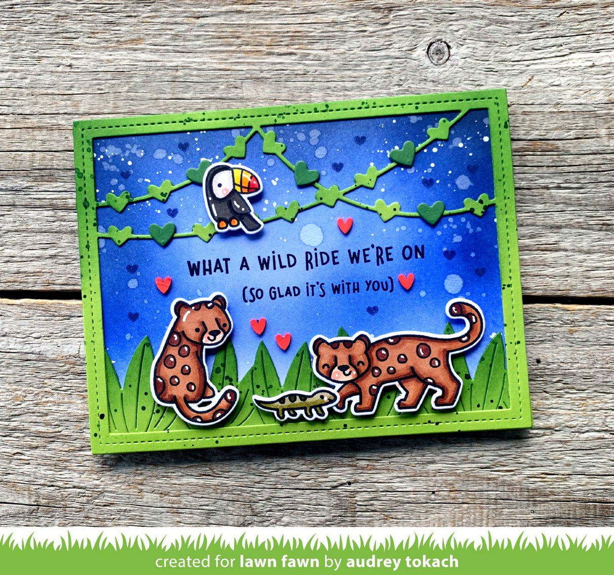 heart garland backdrop: landscape