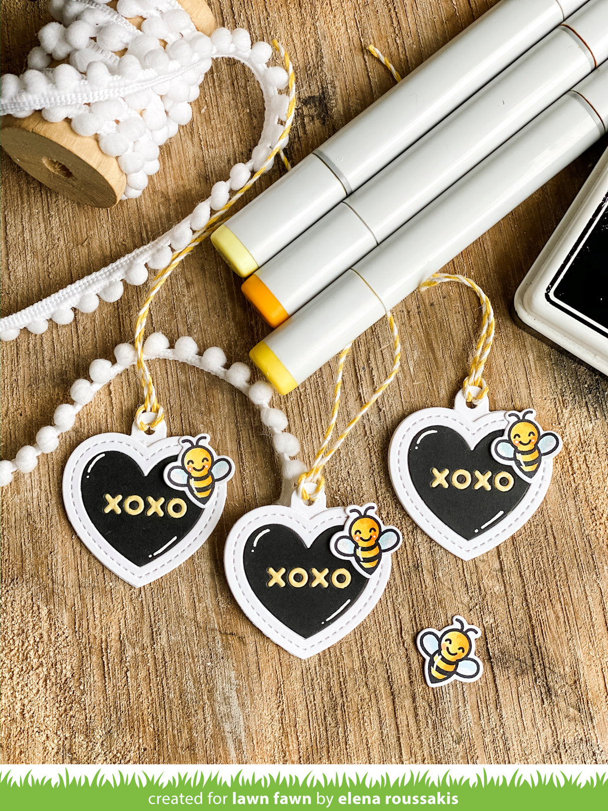 heart shaker gift tag