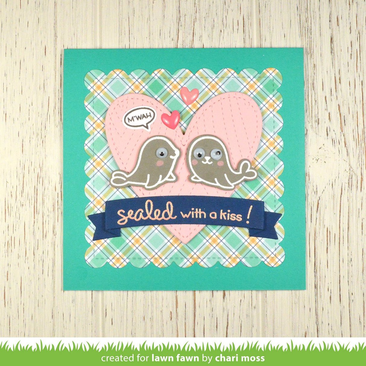 outside in stitched scalloped square stackables