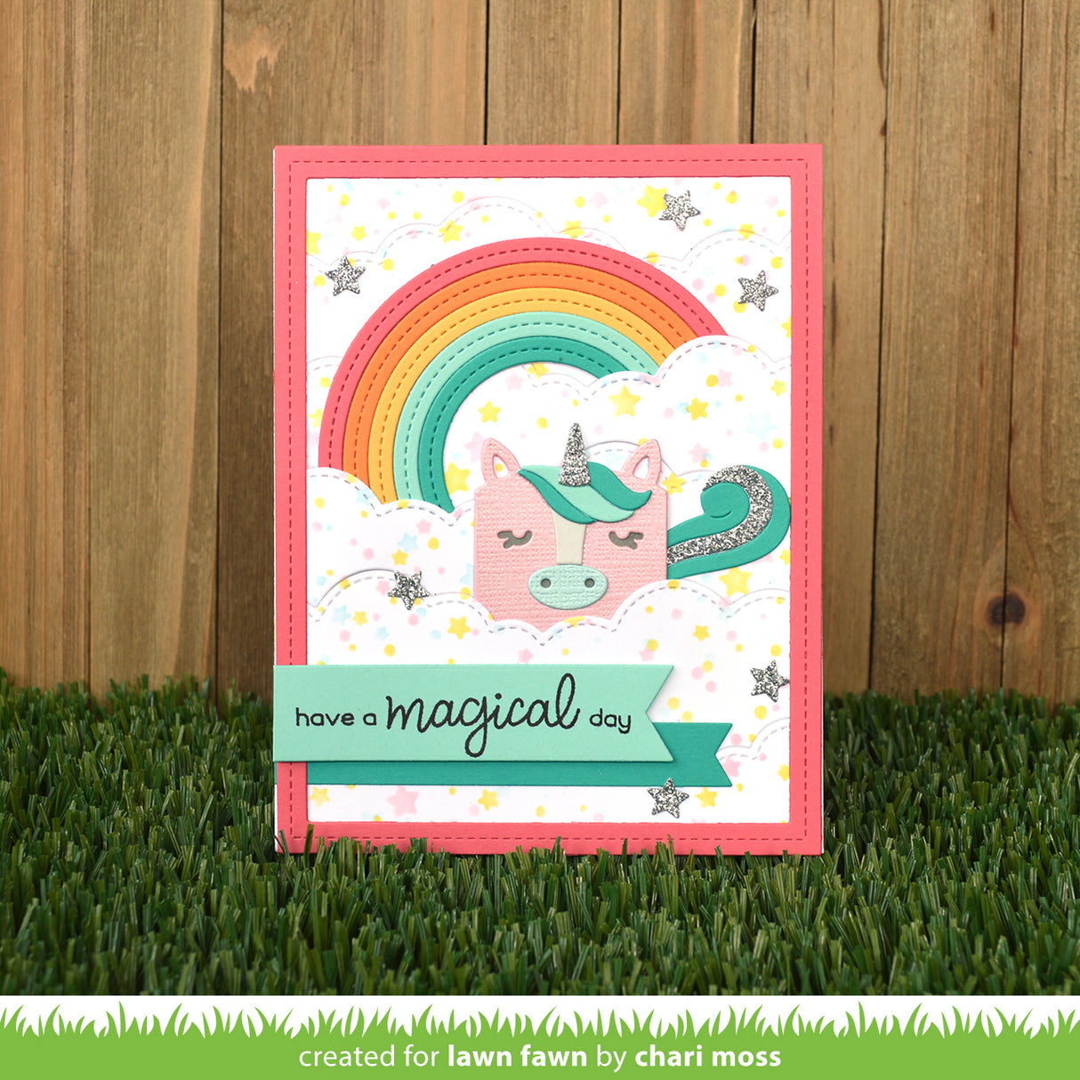 tiny gift box unicorn and horse add-on