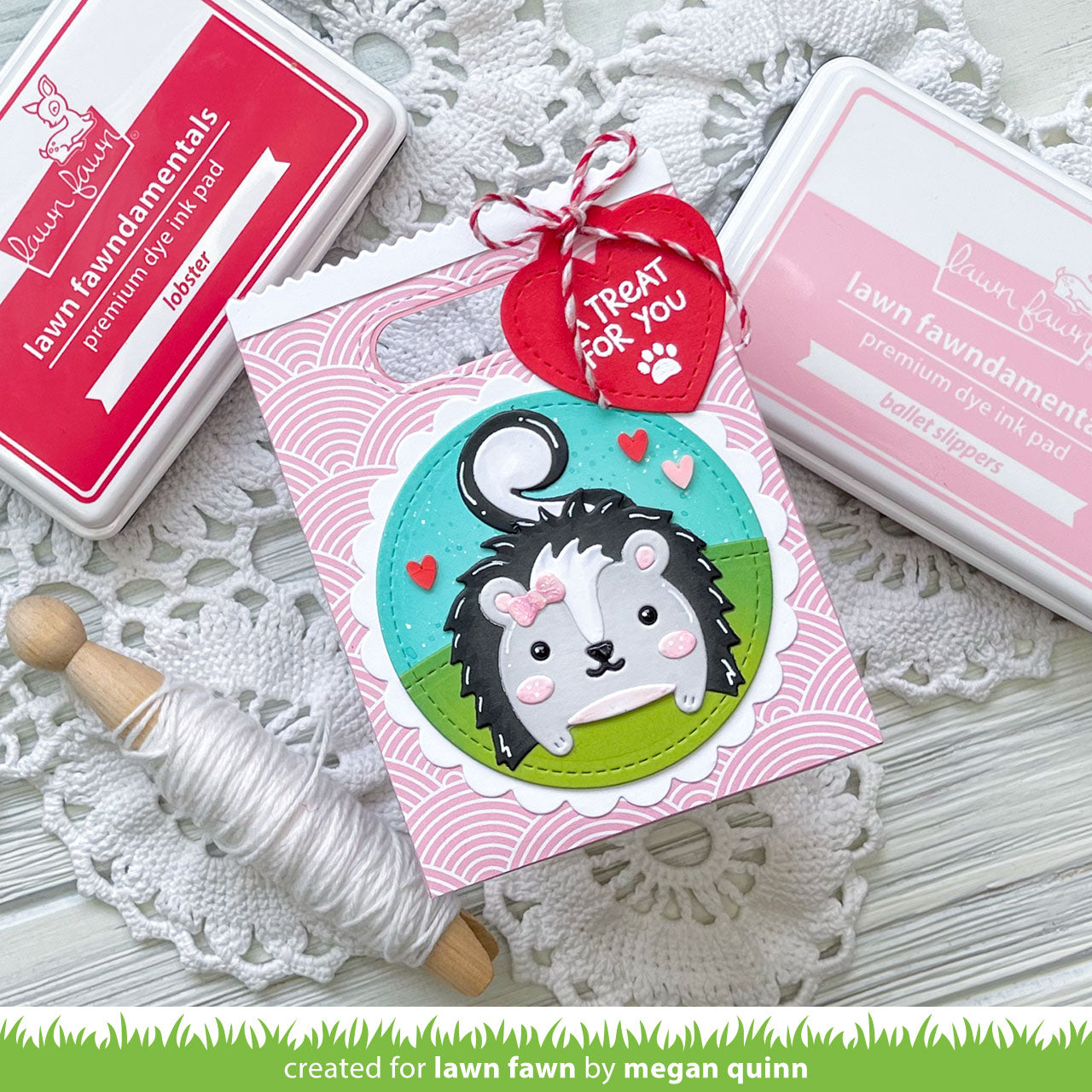 tiny gift box skunk add-on